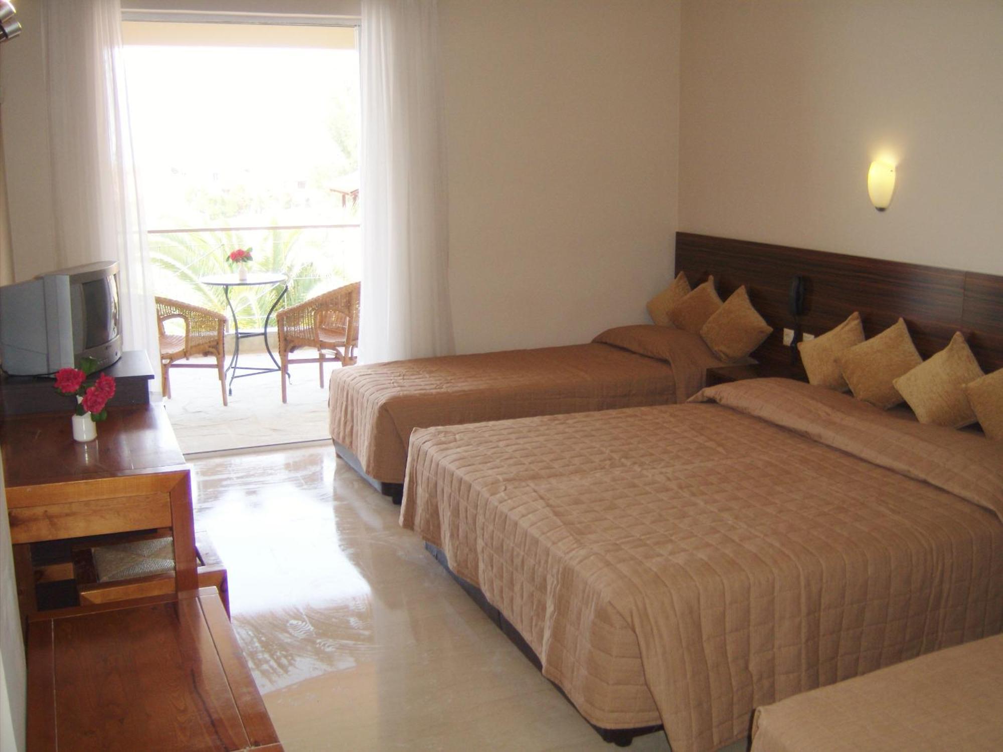 Thea Hotel Possidi Extérieur photo